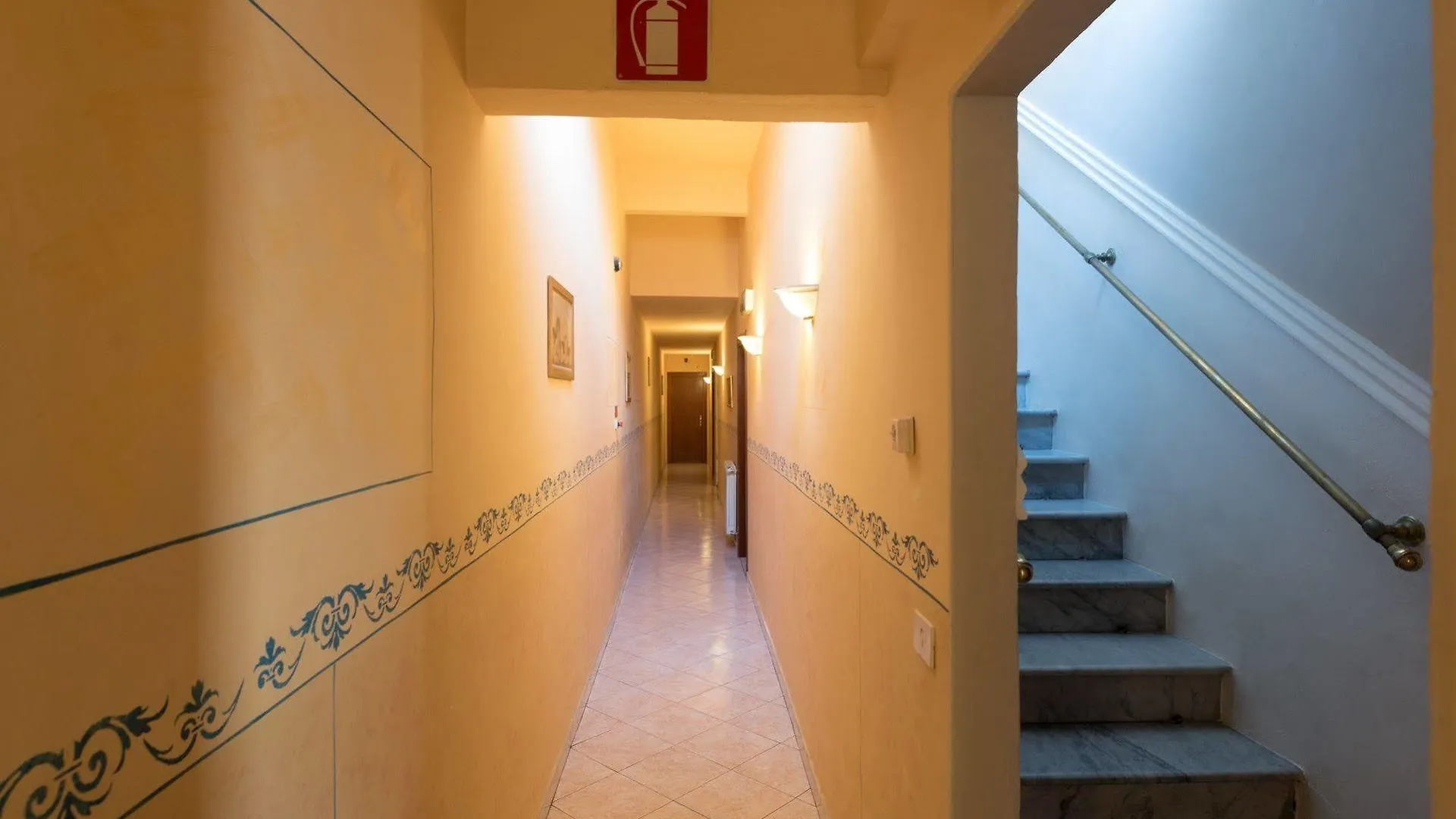 Hotel Palazzuolo Floransa